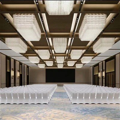 Lustre de salle de banquet